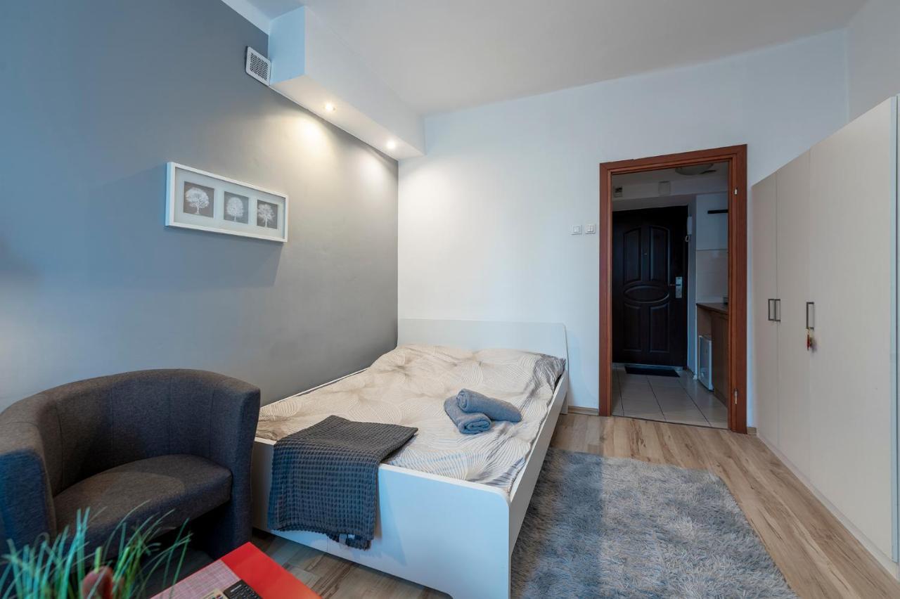 Cosy In District-free Parking With Gate! Apartament Łódź